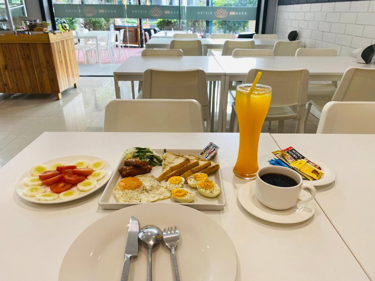Grande Classic By Goad Avadhess Hospitality 1 Km Walking Street Pattaya Beach Exterior photo
